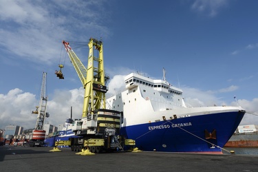 Genova, porto, terminal gruppo Spinelli