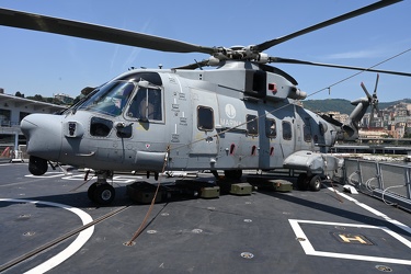 Genova, fregata Carlo Bergamini della Marina Militare - evento s