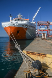Nave porta yacht terminal Messina 04102022-05