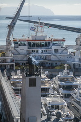Nave porta yacht terminal Messina 04102022-21