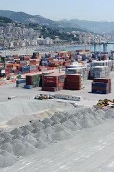 Genova, porto - viaggio dentro il VTE, Voltri Terminal Europa