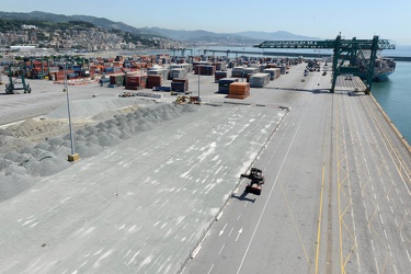 Genova, porto - viaggio dentro il VTE, Voltri Terminal Europa