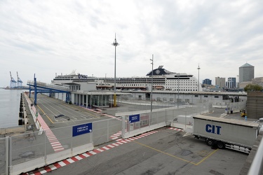 Genova, porto - ponte D'Oria