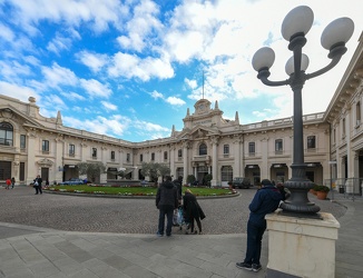 Genova, ponte dei mille, stazione marittima - nave crociera MSC 