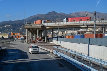 Genova, terminal PSA Voltri Pra, ex VTE - presentato secondo bin