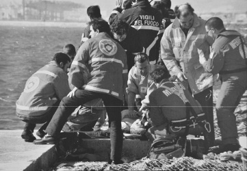 25-02-1999 Genova Incidente aereo al Colombo