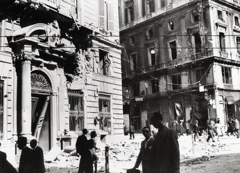 Genova - le rovine dopo le incursioni aeree de l' 8 Agosto 1943