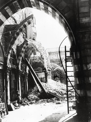 Genova - le rovine dopo le incursioni del 1942