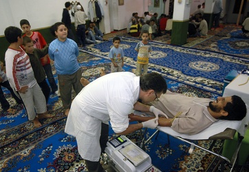 Musulmani donano sangue a italiani