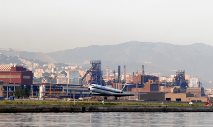 a largo di Genova - aeroporto