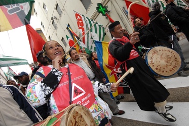 manifestazione extracomunitari per sanatoria