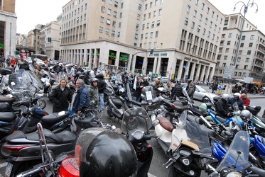 manifestazione motociclisti contro multe telecamera