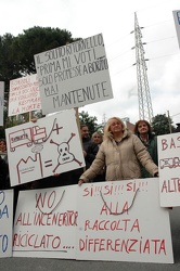 Borzoli - protesta abitanti contro discarica