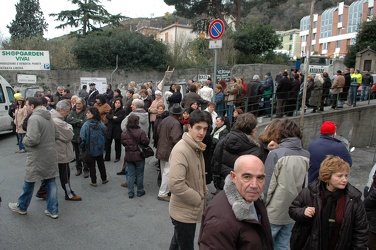 Ge Borzoli - cittadini protestano contro discarica