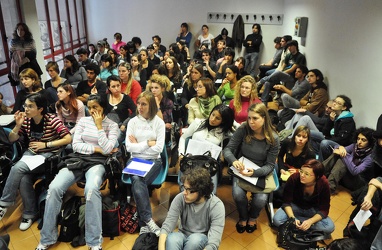 Genova - facoltà di lingue - assemblea col decimonono