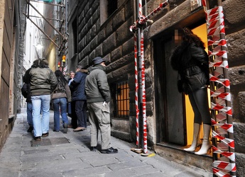 controlli chiusura bassi prostituzione