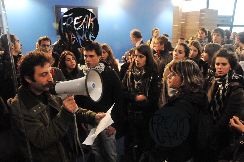 protesta_studenti_salone_educazione_7384.jpg
