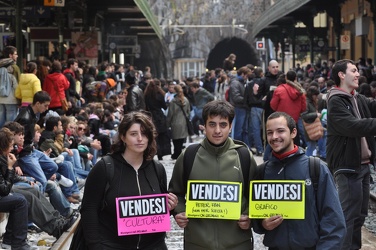 Genova - corteo fiume degli studenti
