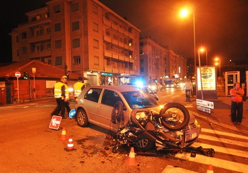 Genova - Sturla - Via dei Mille - grave incidente