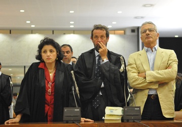 sentenza processo G8 caserma di Bolzaneto
