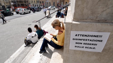 scherzo cartello prete p Nunziata