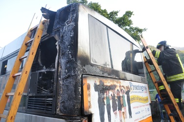 Ge - incendio autobus valbisagno