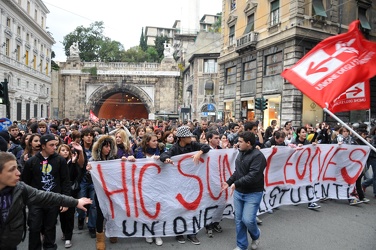 Genova - manifestazione degli studenti medi