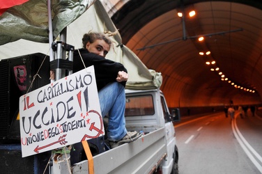 Genova - manifestazione degli studenti medi