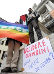 Genova - presidio pro-palestina in piazza Matteotti