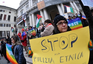 Genova - presidio pro-palestina in piazza Matteotti