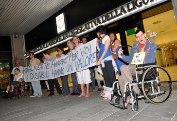 Genova - manifestazione disabili regione