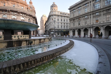 Genova - schiuma fontana Piazza De Ferrari 