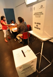 Genova sampierdarena - Equador al voto