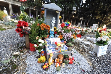 Genova - cimitero staglieno - la tomba del piccolo Alessandro Ma