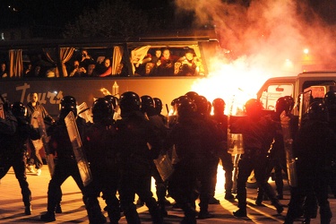 Ge - scontri tifosi serbi