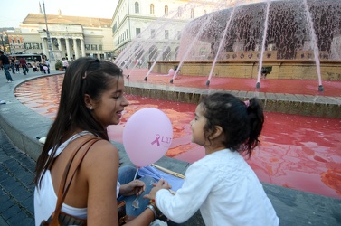 Genova - piazza De Ferrari - l'acqua rosa