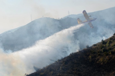 Genova - zona Scarpino, Borzoli - incendio