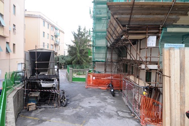 Genova, quarto - via G B Chiesa - incendio in un cantiere