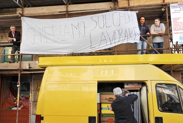 Genova - Mercato di Piazza Palermo - protesta dei commercianti