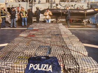 Genova - questura - maxi operazione anti droga
