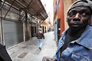 Genova - Via Pre - consumatori di crack