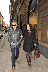 Genova - Andrea Bocelli a spasso con la moglie