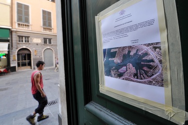 Genova - cartelli aut porto esplosioni calata bettolo