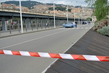 Genova - allarme bomba porto rientrato