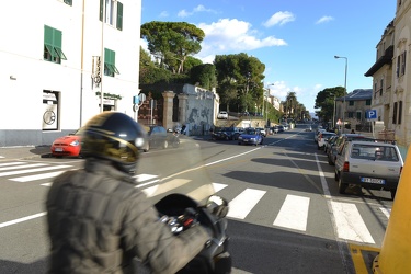 Genova - quinto - attraversamento pedonale pericoloso
