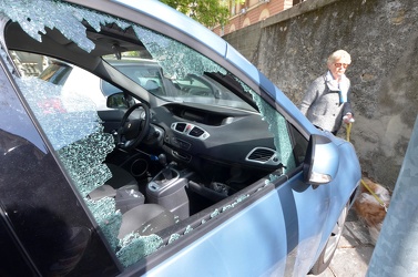 Genova - Corso Mentana - furti in una decina di veicoli