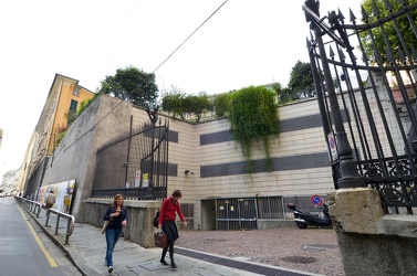Genova - la vicenda degli immobili in Via Serra