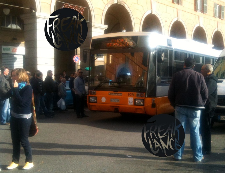 incidente_bus_via_Turati_04_012_1853.jpg