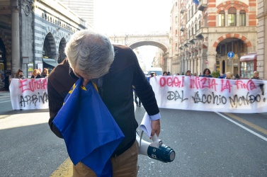 Genova - manifestazione dei commercianti ambulanti