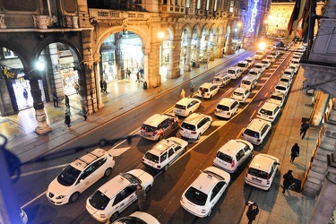 Genova - ancora una manifestazione dei tassisti